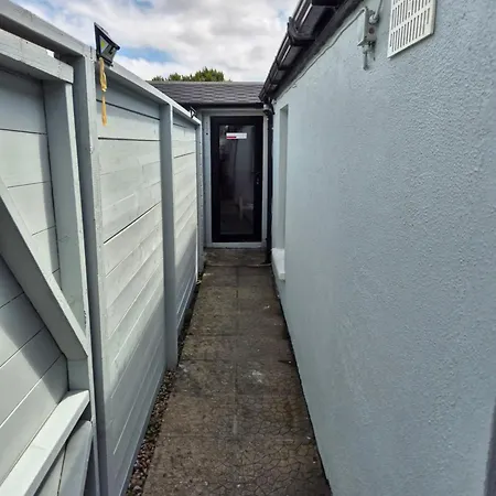 17b Db Airbnb Chalet Wexford