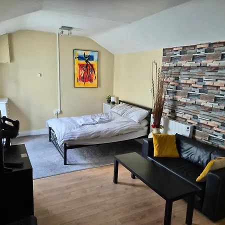 17b Db Airbnb